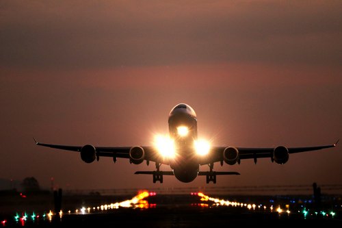 Picture of an airliner taking off